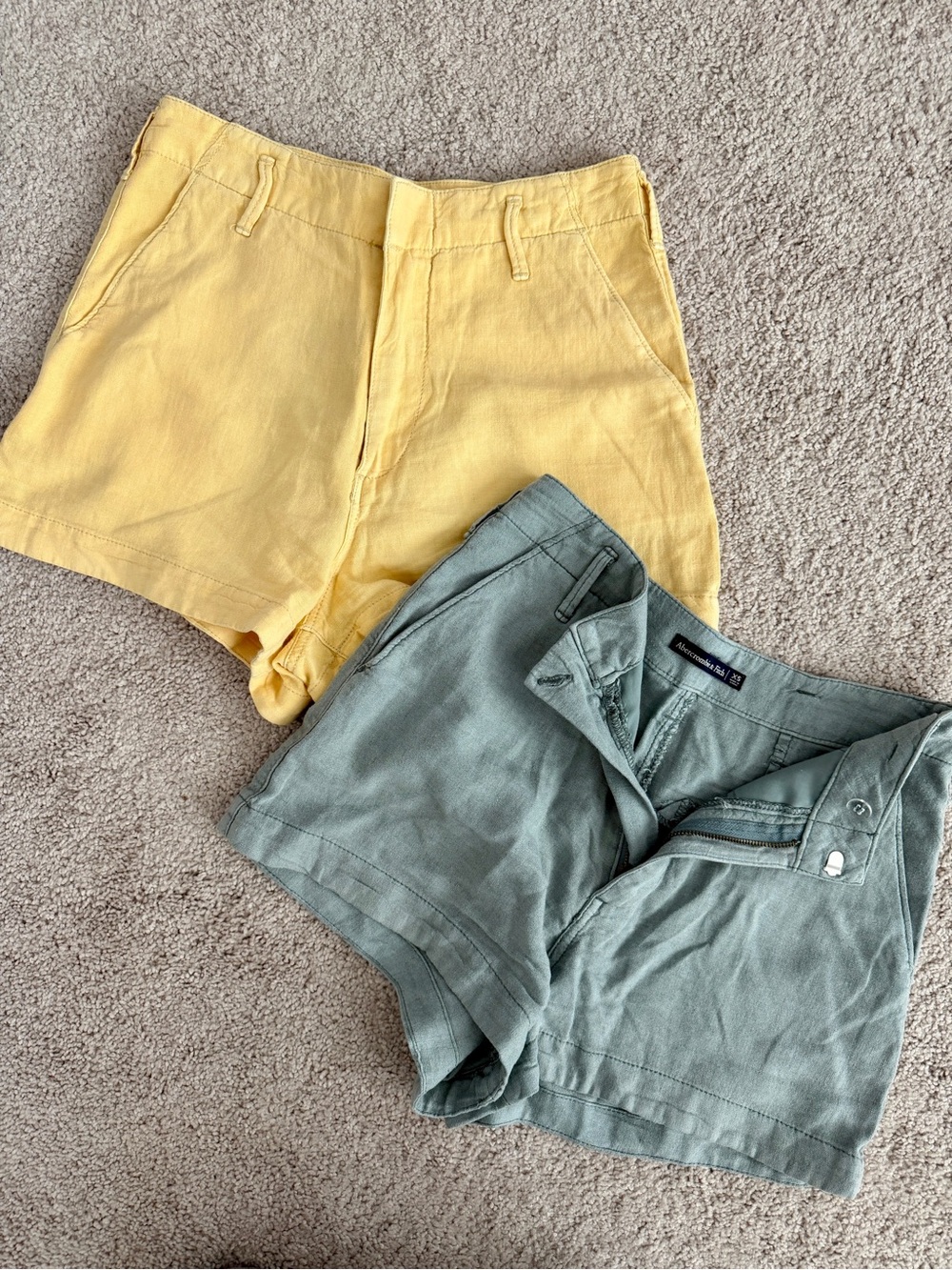 Abercrombie & Fitch Yellow and Sage Linen-Blend Shorts Set